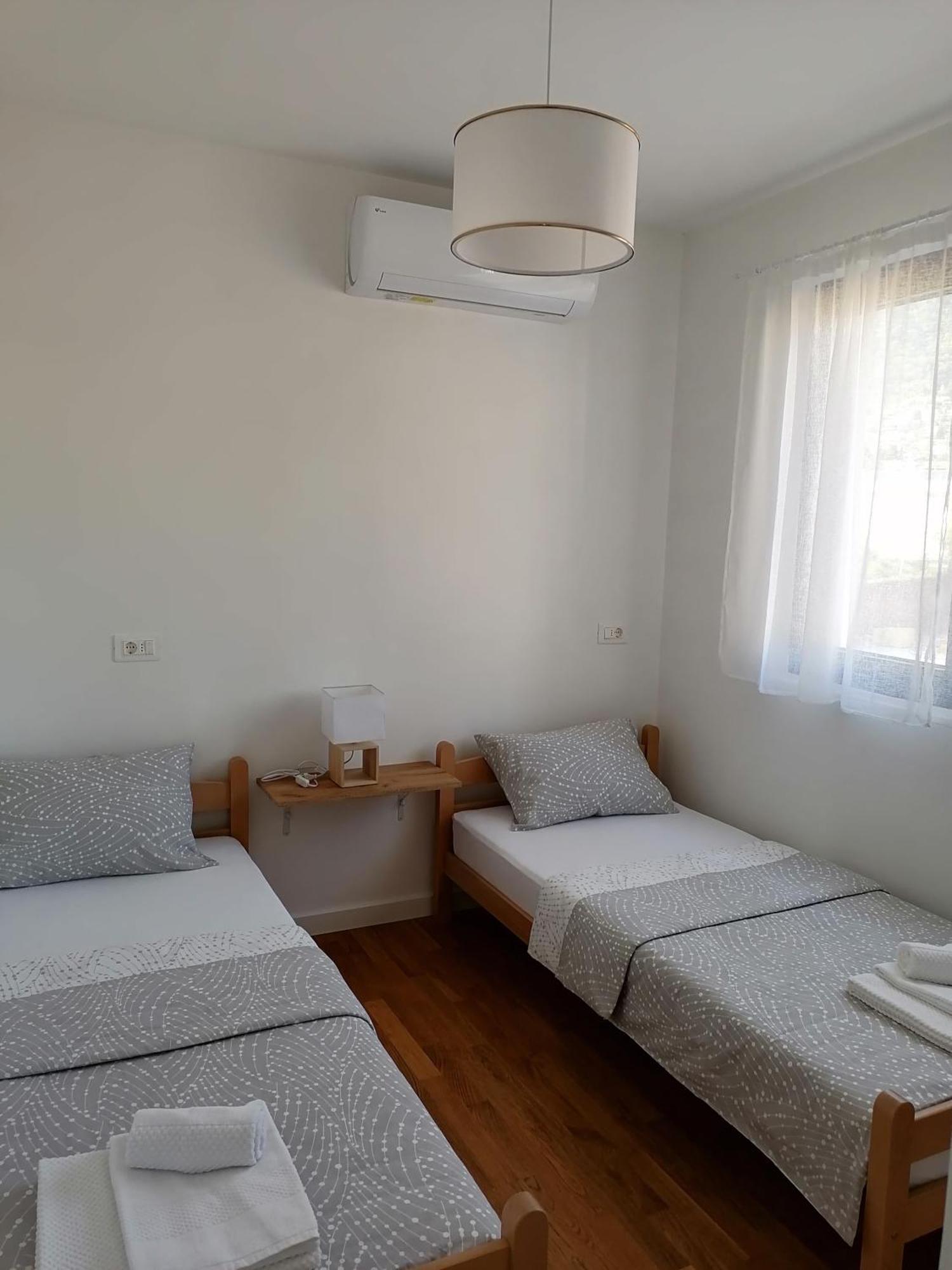 Apartment Vegi *