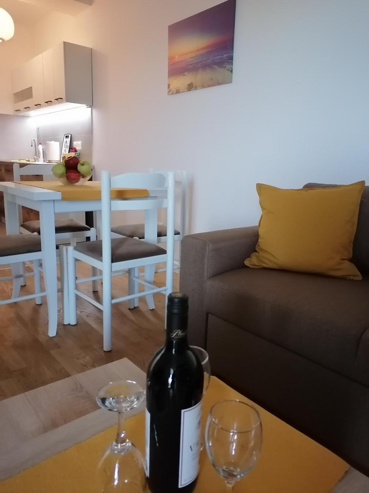 Vegi Apartment Bar