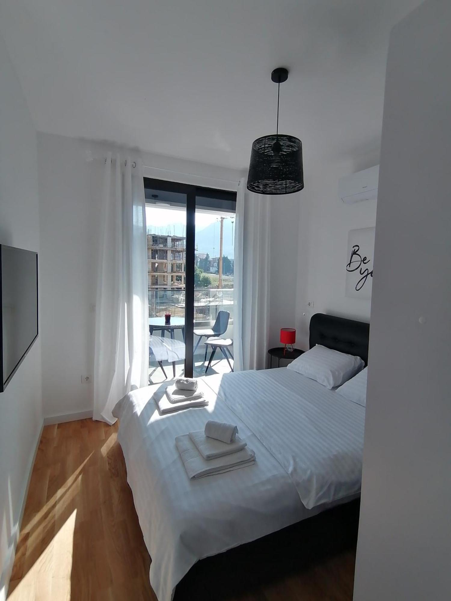 Apartment Vegi Bar